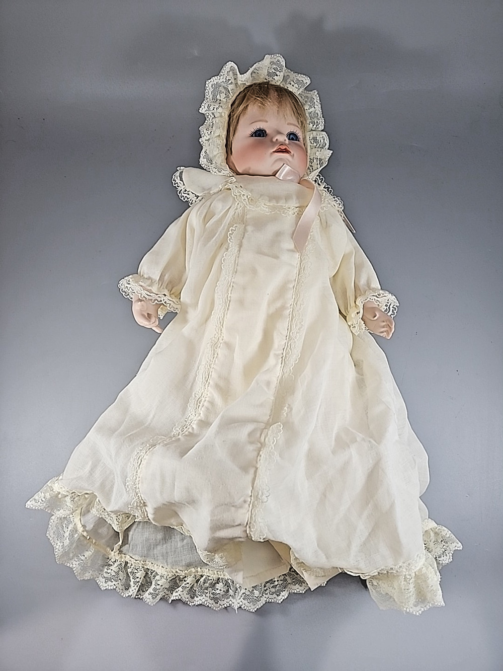 1988 Ashton Drake BEBE Baby Doll~Theo Menzenbach